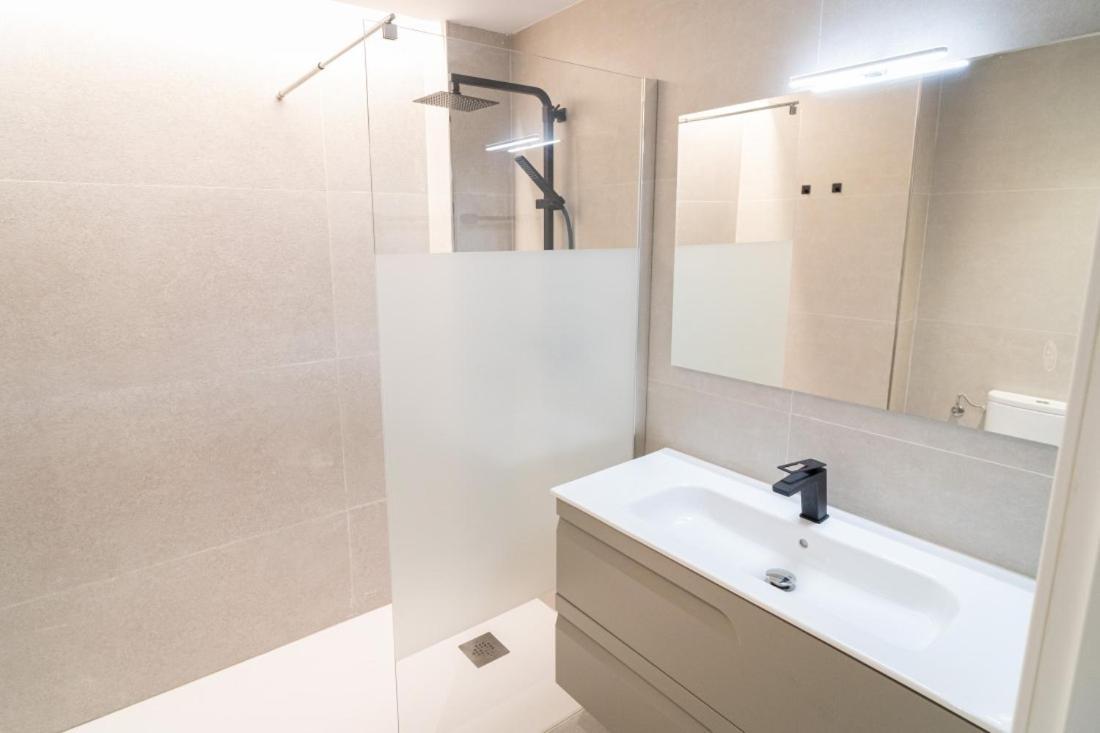 Ornis Apartments Poble Sant Carlos de la Ràpita エクステリア 写真